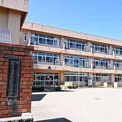 見附第二小学校の画像