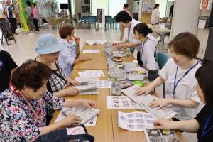 新聞紙があれば避難所でも安心