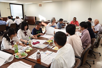 会議の様子の画像1