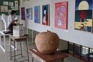 美術部による展示