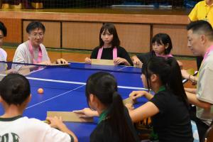 卓球バレーボール大会の様子