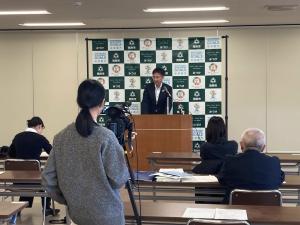 記者会見の様子