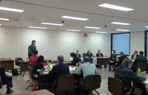 11月10日　産業厚生委員会　議会活動報告会・意見交換会