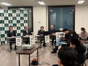 見附市学校適正配置計画案の説明会の様子