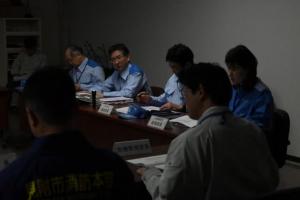 市役所職員を対象とした大規模地震想定の防災訓練の様子