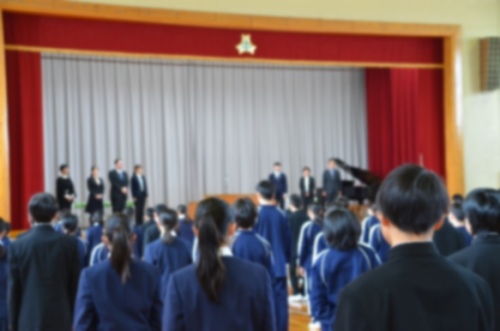 離任①