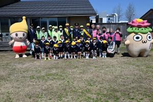 春の交通安全啓発運動集合写真