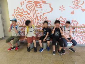 長岡駅での集合写真