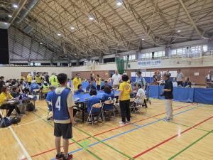 卓球バレー試合の様子
