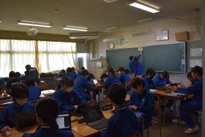 2年生学級討議