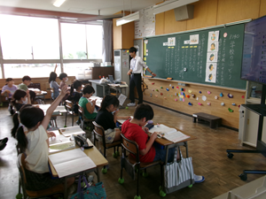 学習参観で発言している様子