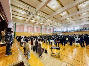 全校合唱の様子