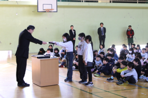 3学期　終業式の様子　その1