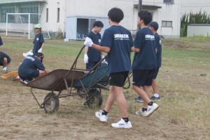 全校グラウンド整備