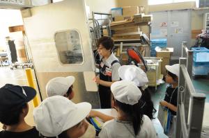 スーパー見学1
