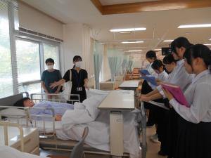 上級学校訪問1