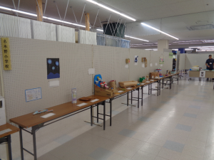R7 見附市児童生徒夏休み作品展の様子