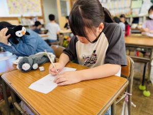 宛名を書く活動