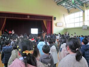 式歌練習の様子